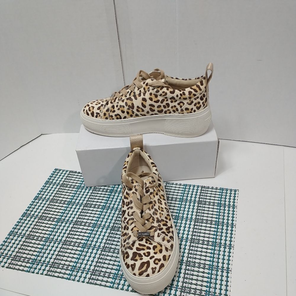J/Slides Womens  Tan Leather Leopard   Fashion Sneaker Size 7.5M New Without Tag